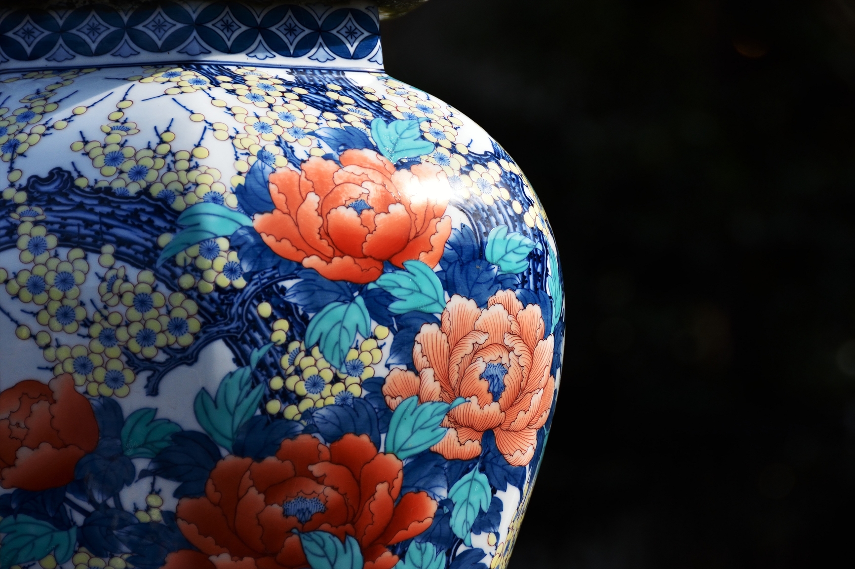 古い陶磁器（陶器や磁器など）の使い道。処分の前に支援寄付へつなげ