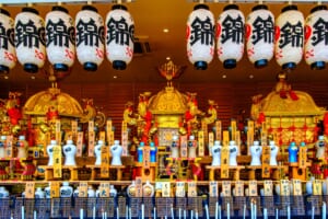 民家を描き続けた画家・向井潤吉とは？ 代表作と絵画の価値 | （公式