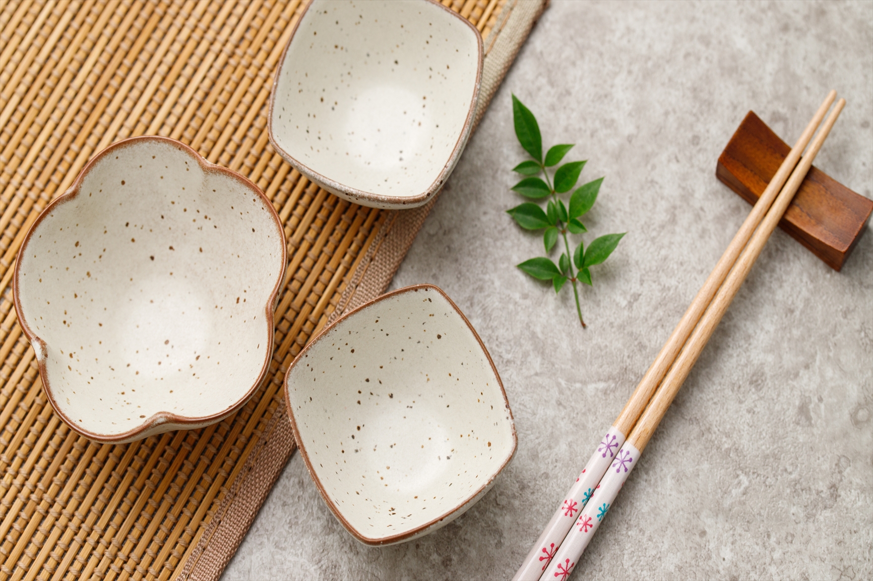 美濃焼とは？日本最大の陶磁器産地が育んだ多様なうつわ文化の魅力